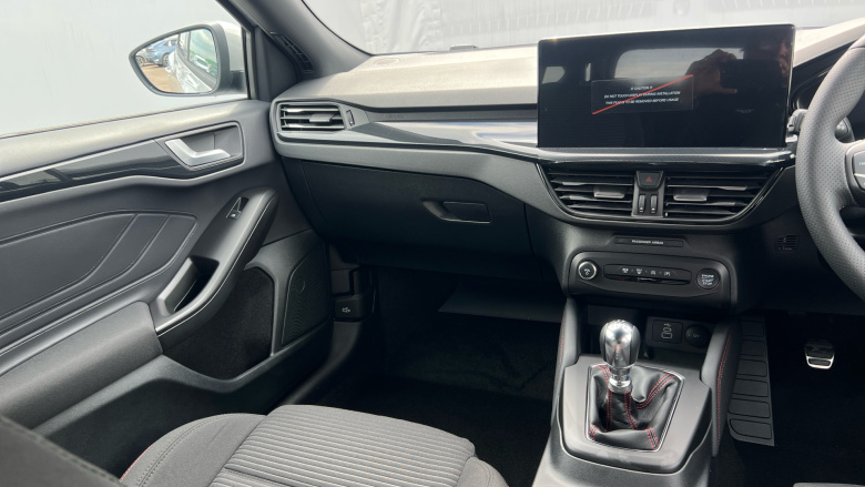 Ford Focus 1.0 EcoBoost Hybrid mHEV ST-Line X Edition 5dr Petrol Estate